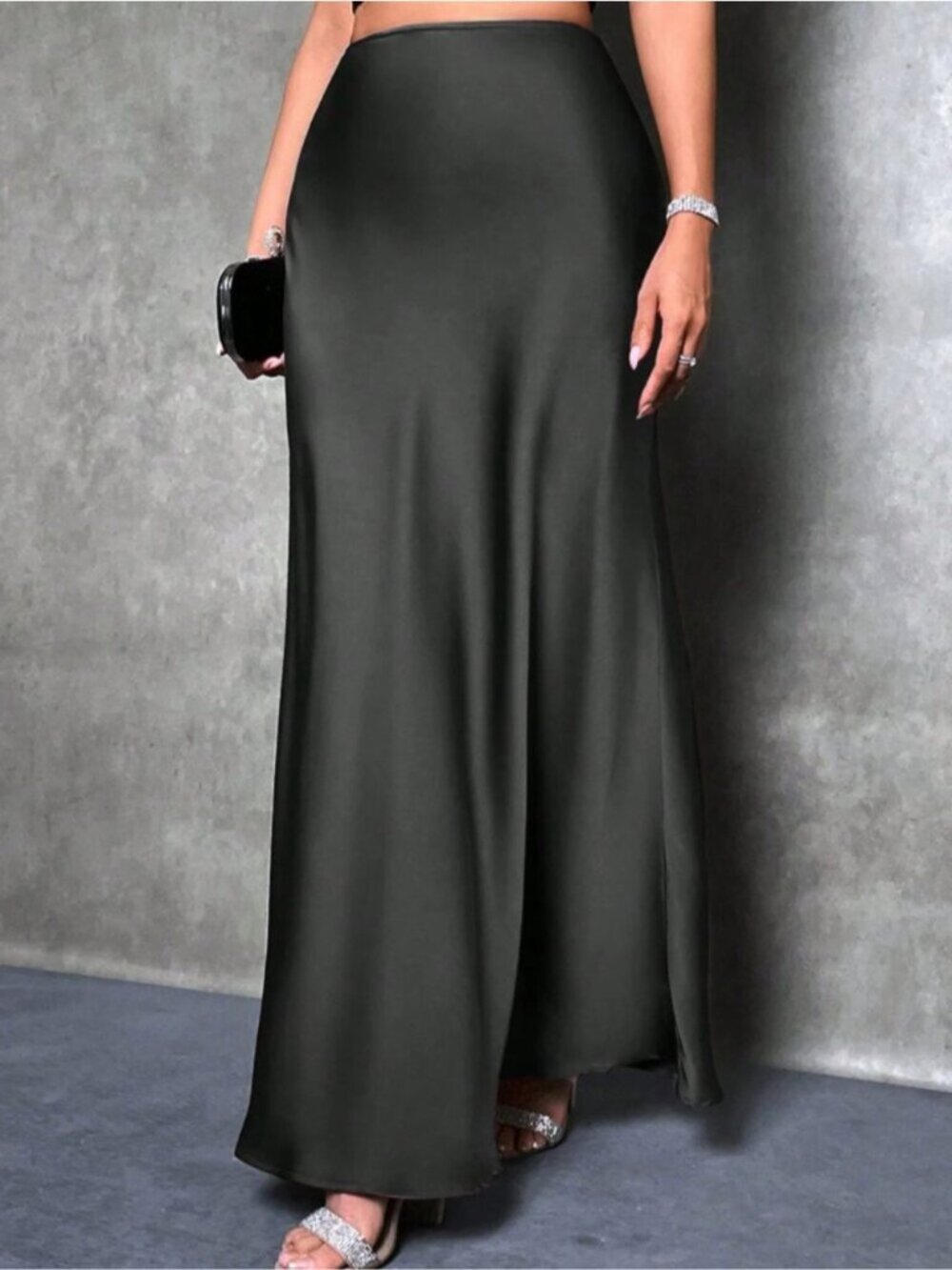 Elegant High-Waist Flowy Satin Maxi Skirt Black